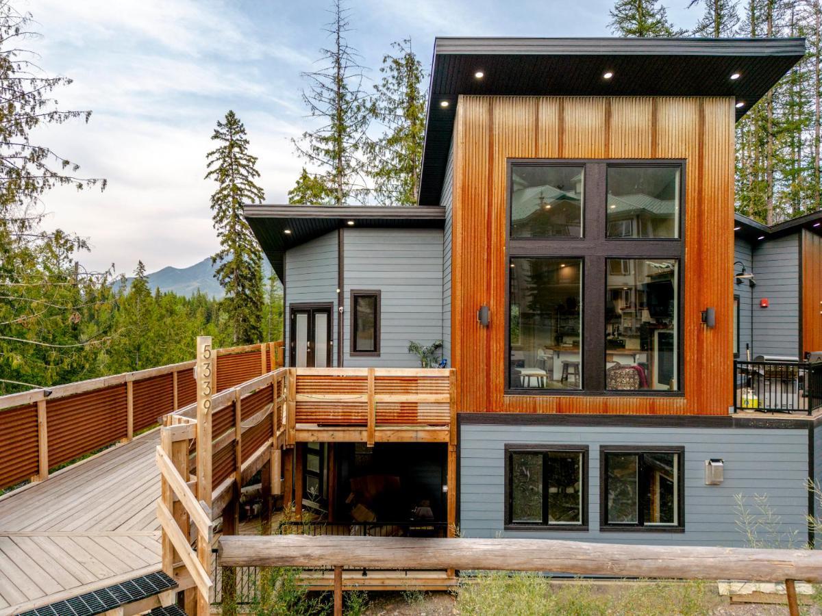 The Qanuk Fernie - Ski In Ski Out Exterior foto